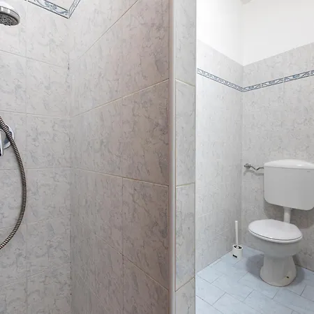 Casa Emilia - Cozy In パルマ