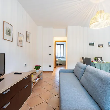 Guesthost - Casa Emilia - Cozy In Apartmán