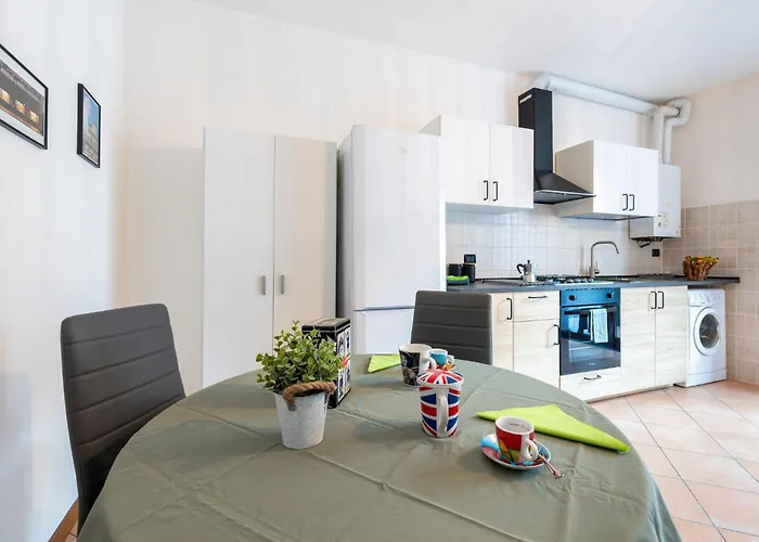 Guesthost - Casa Emilia - Cozy In