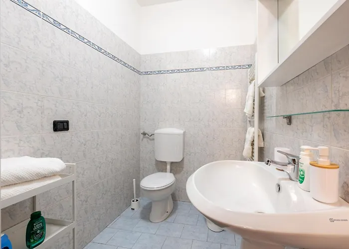 Apartment Guesthost - Casa Emilia - Cozy In Parma